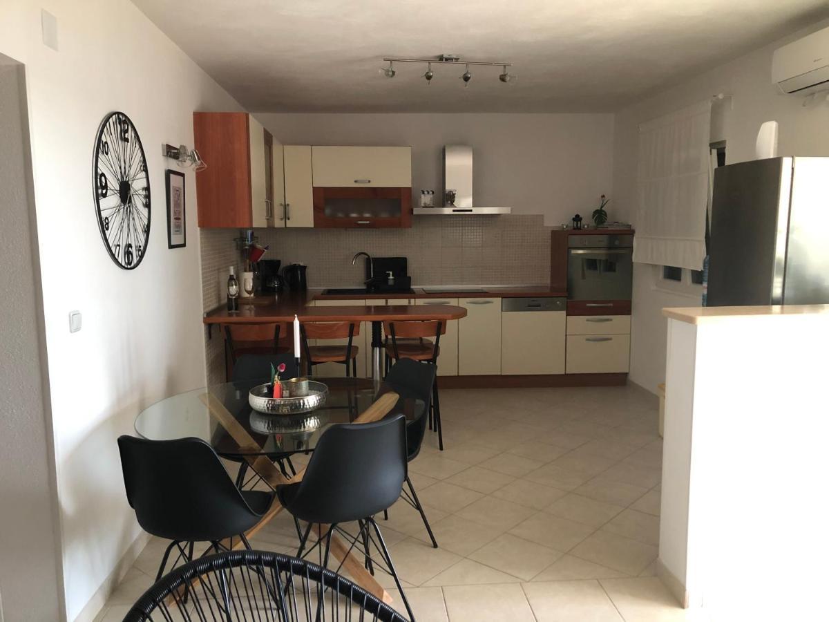 Holiday Home - Apartment Carmen Sevid Exterior photo